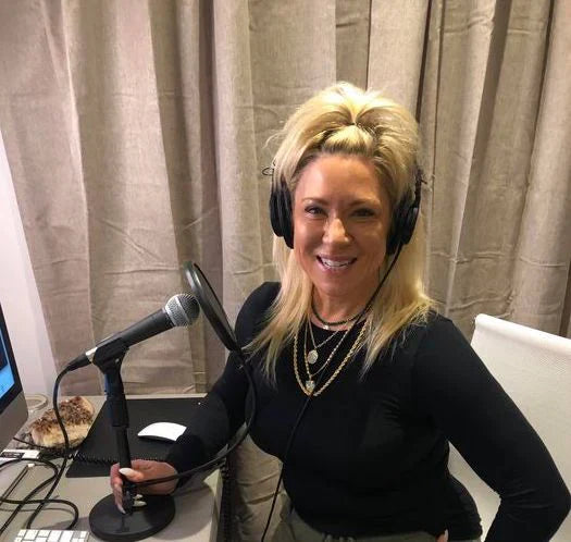 Enter To For A Chance To Win A Virtual Reading On Theresa's Hey Spirt! Podcast!