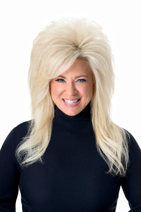 About Theresa – Theresa Caputo